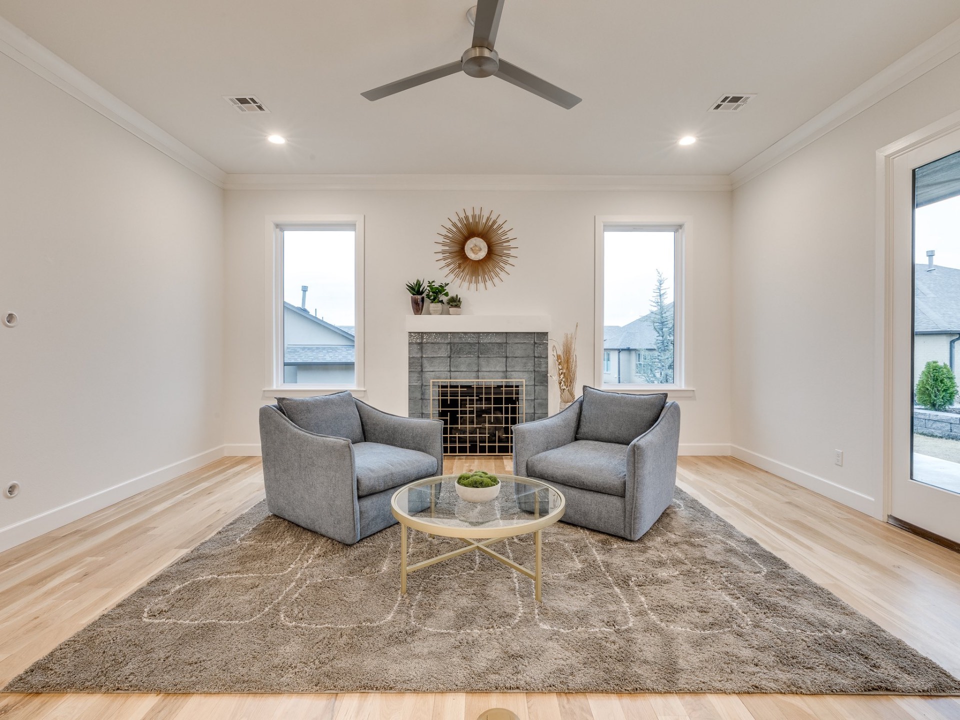 Bright living room with fireplace